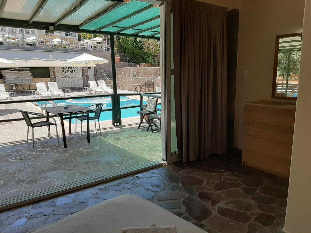 Ela Mesa Lejlighedshotel Souvala Eksteriør billede