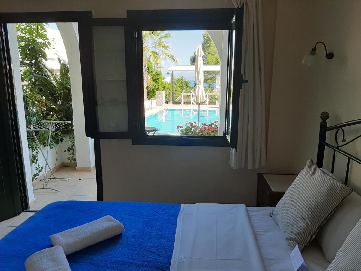 Ela Mesa Lejlighedshotel Souvala Eksteriør billede